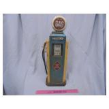 Metal gas pump decor