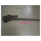 Large pipe wrench