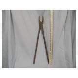Blacksmith tongs