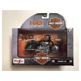 Harley Davidson 1/18 Scale motorcycle in box