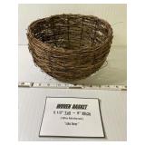 Woven Grapevine Basket 5 1/2"Tall & 9" wide