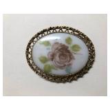 Vintage Cameo Flower Pin