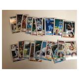 Lot of 20 Vintage Baseball Cards