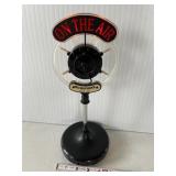 Microphone AM/FM Radio Lights Up Works