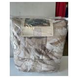 Ashley Taylor Full Size Comforter Never Opened