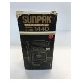 Sunpack 144D Flash works-like new
