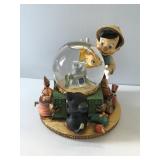 Disney Pinochio Toyland Fishbowl Snow Globe Musica