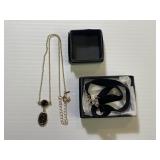 Avon Lot of 2 Jewelry Items