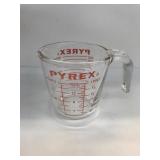 Vintage Pyrex Glass Measuring Cup #516