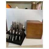 102 PC WM Rogers Internation Silverplate