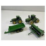 ERTL John Deere 4 pcs toy