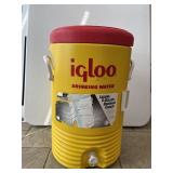 5 Gallon Igloo Water Cooler "clean"
