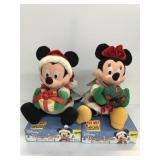 NEW mickey minnie musical lights Holiday Pals plus