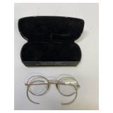 Dr H in Rosen New Castle PA wire rim glasses w/cas