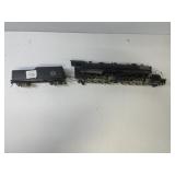 HO SCALE CHICAGO LOCO AND TENDER