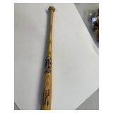 Mini Louisville Slugger M272 bat