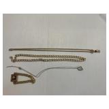 Four jewelry items 4x per bag x4