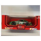 Racing Champions #20 Quaker State 1994 Brett