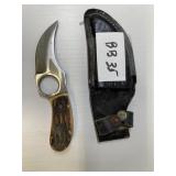 small skinner knife with sheaf