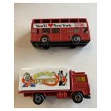 2 Matchbox Big Top Circus Volvo 1991 Back doors op