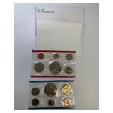 1977 US Mint Uncirculated Coin Set