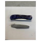 Lot of 2 single blade knives