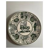 VINATGE WARNER BROS. JUNGLE HABITAT PARK PLATE