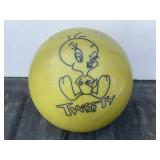 VINTAGE LOONEY TUNES TWEETY BIRD BOWLING BALL