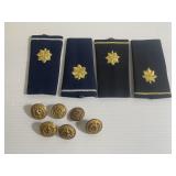 Vintage Lot of USA Army Buttons / Shoulder Patche