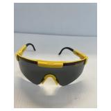 PITTSBURGH PIRATES BUCAROOS SUNGLASSSES