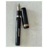 VINTAGE MAJESTIC FOUNTAIN PEN