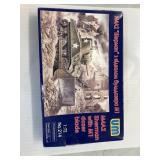 UM MODELS M4A2 SHERMAN TANK W/ M1 DOZER BLADE