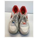 NIKE AIR, "AIR FORCE 1LV8" YOUTH UINISEX SIZE Y7