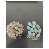 2 SIGNED LISNER BROOCH PINS