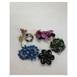 6 BROOCH PINS