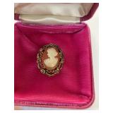 CAMEO BROOCH PIN
