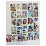 Lot of 25 1969 Topps Baseball Cards