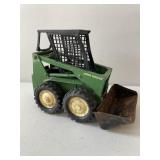 OLDER JOHN DEERE SKID LOADER