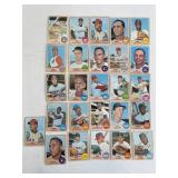 Lot of 25 1969 Topps Baseball Cards