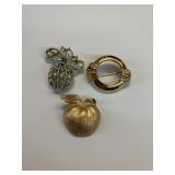 3 VINTAGE BROOCH PINS 'SIGNED'