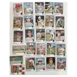 Lot of 25 1972 Topps Baseball Cards