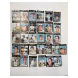 Lot of 30 1971 Topps Baseball Cards