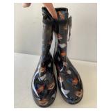 Sloggers Size 10 Chicken boots