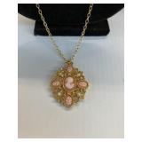 32' NECKLACE W/ CAMEO