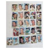 Lot of 25 1969 Topps Baseball Cards