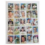 Lot of 25 1969 Topps Baseball Cards