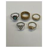 5 VINTAGE AVON RINGS