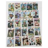 Lot of 25 1977 Topps Baseball Cards