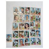 Lot of 25 1968 Topps Baseball Cards