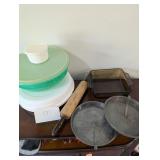 Vintage Kitchen Items. Tupperware, Bake King, Anch